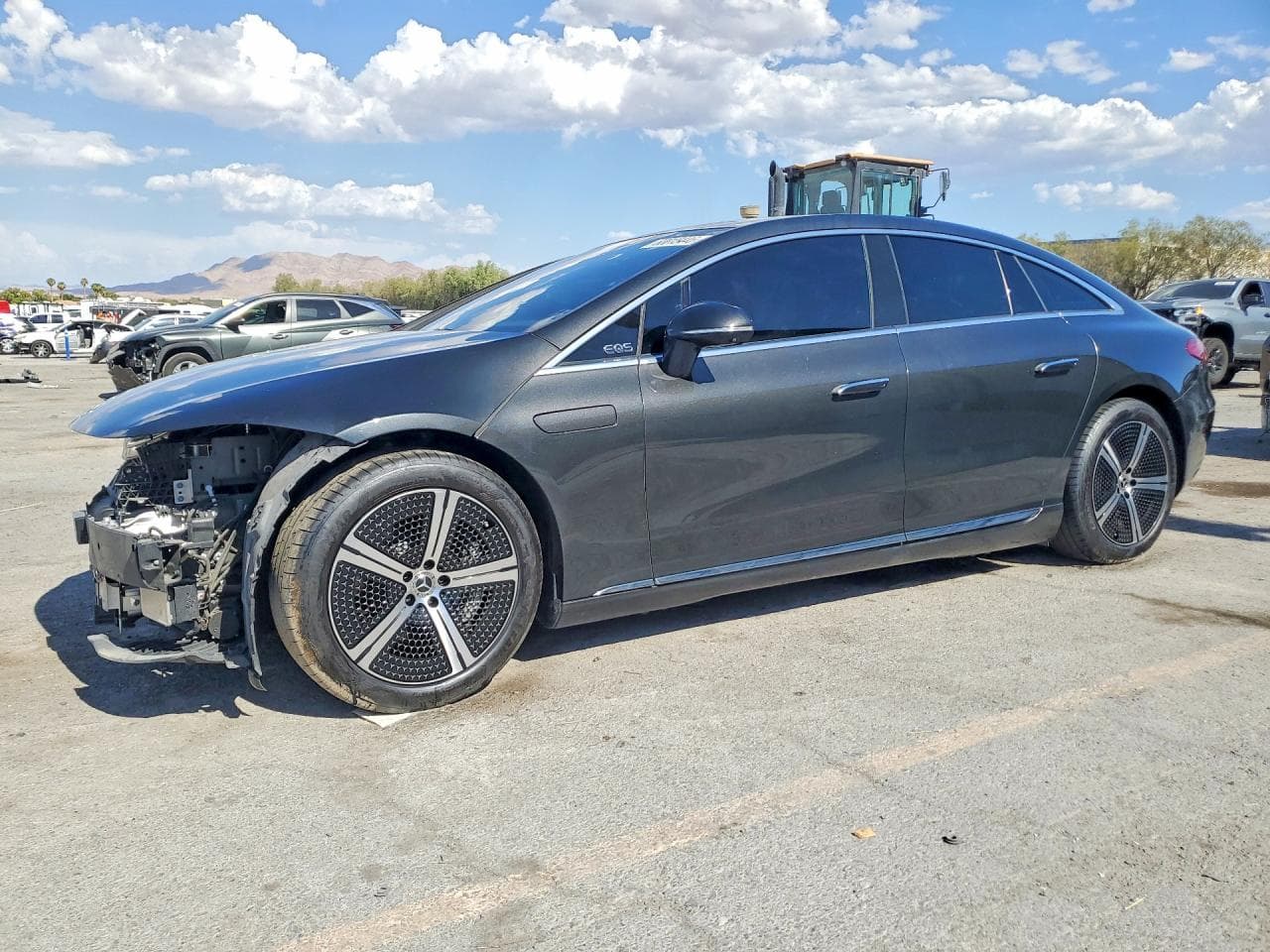 MERCEDES-BENZ EQS SEDAN