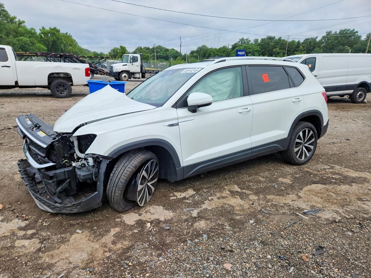 VOLKSWAGEN TAOS