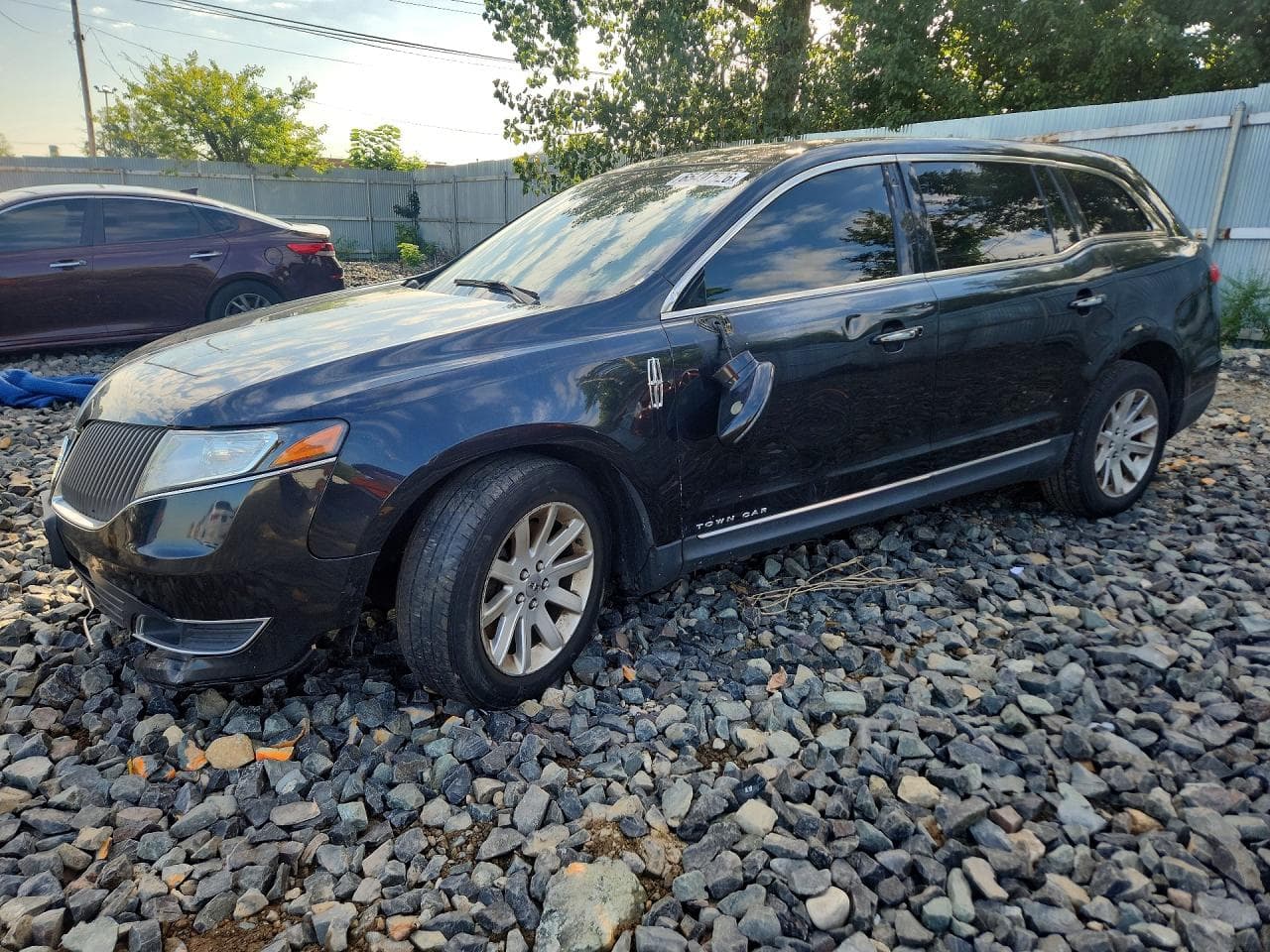 LINCOLN MKT