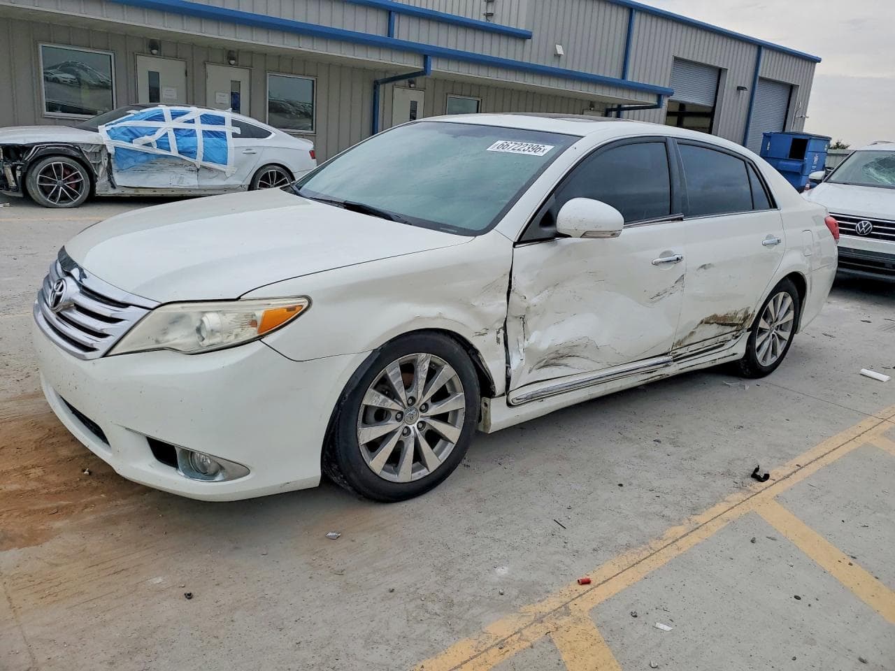 TOYOTA AVALON