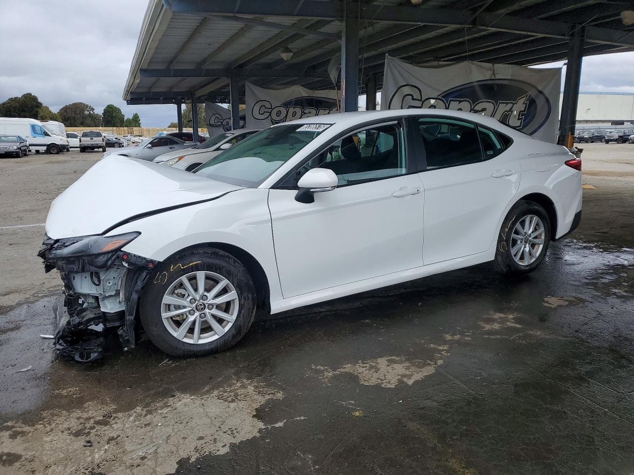 TOYOTA CAMRY
