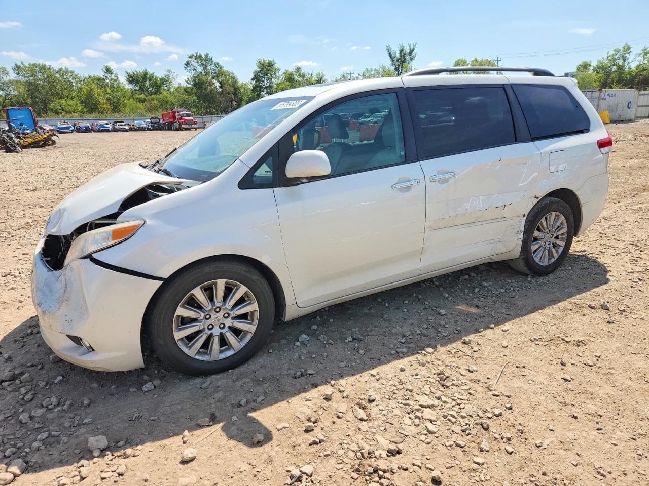 TOYOTA SIENNA