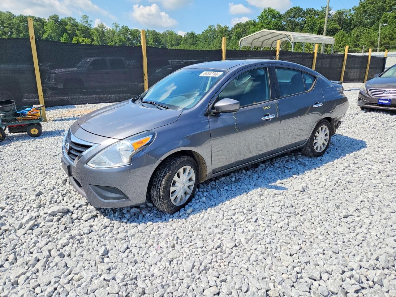 NISSAN VERSA
