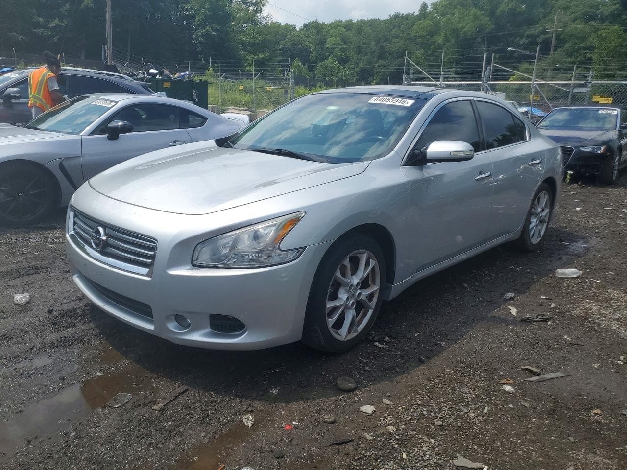NISSAN MAXIMA