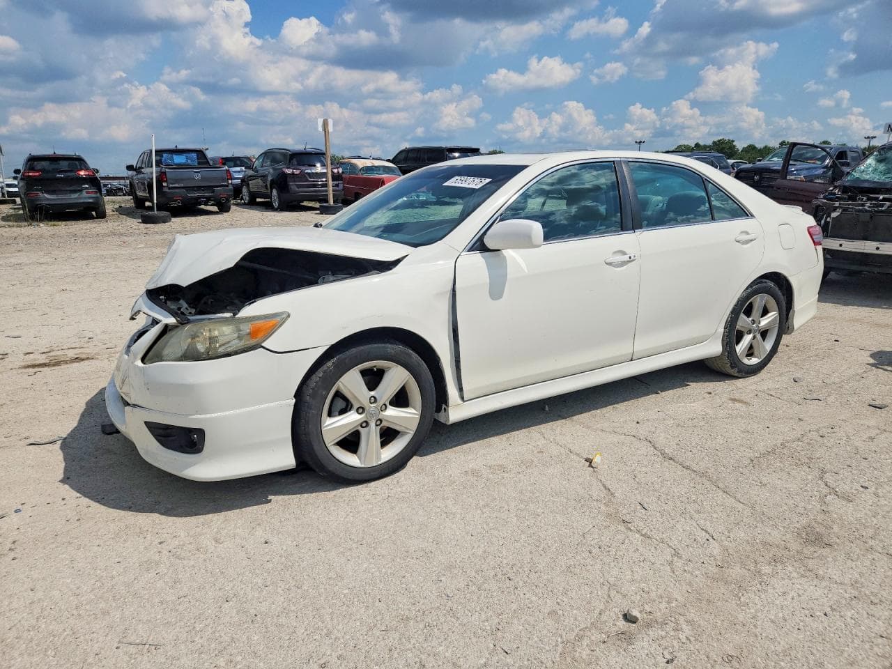 TOYOTA CAMRY