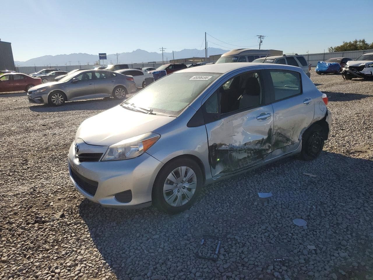 2012 TOYOTA YARIS 5-DO