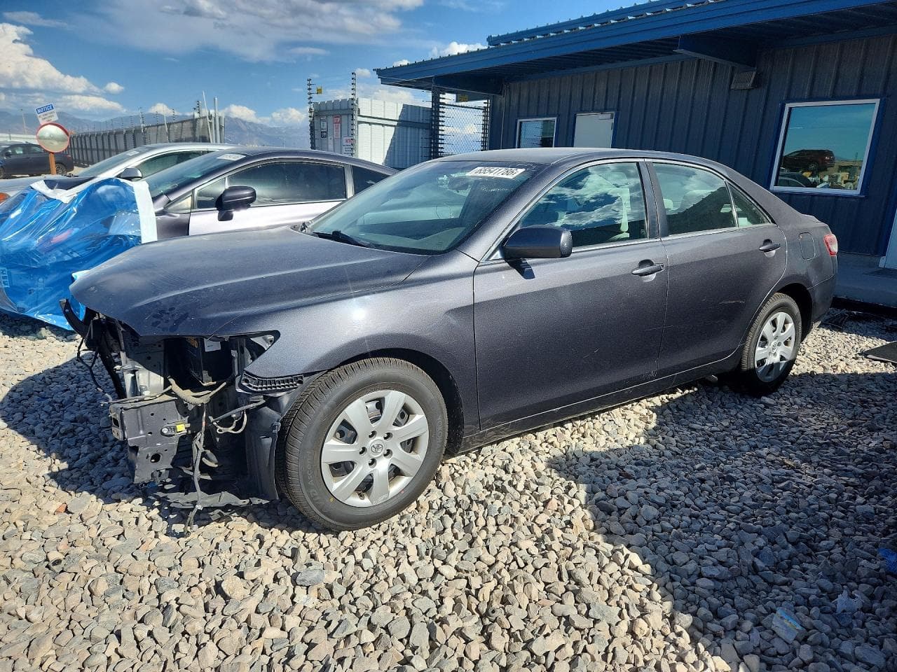 TOYOTA CAMRY