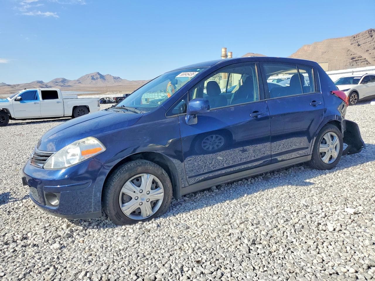 NISSAN VERSA