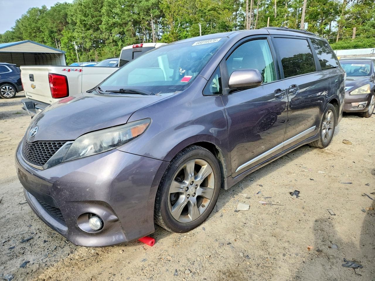 TOYOTA SIENNA
