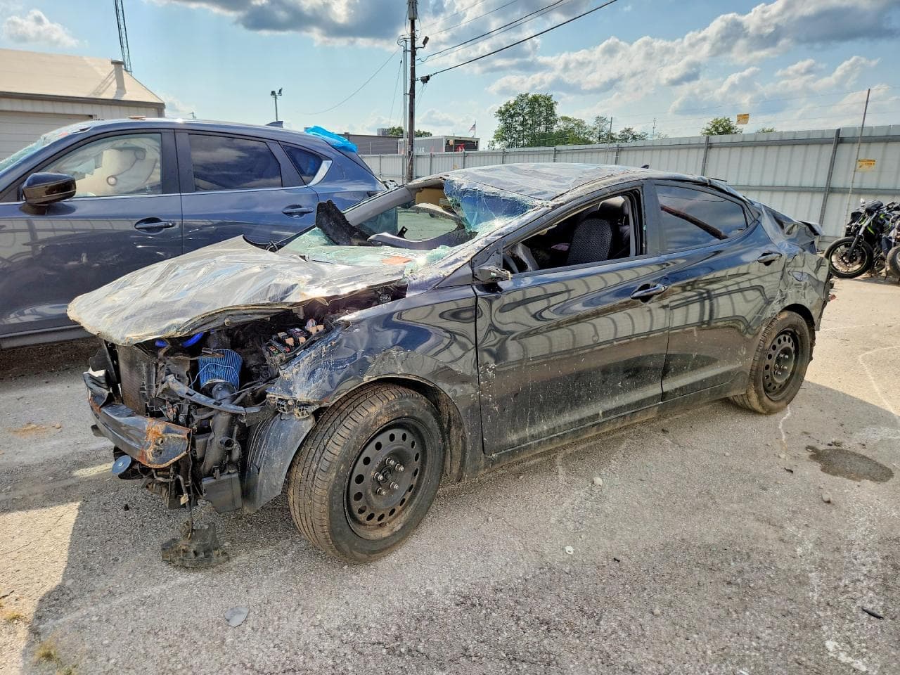 HYUNDAI ELANTRA
