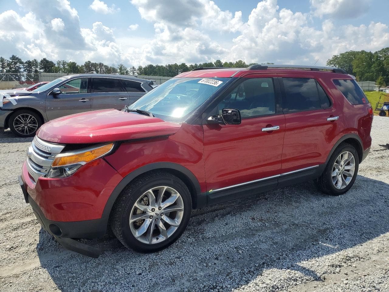 FORD EXPLORER