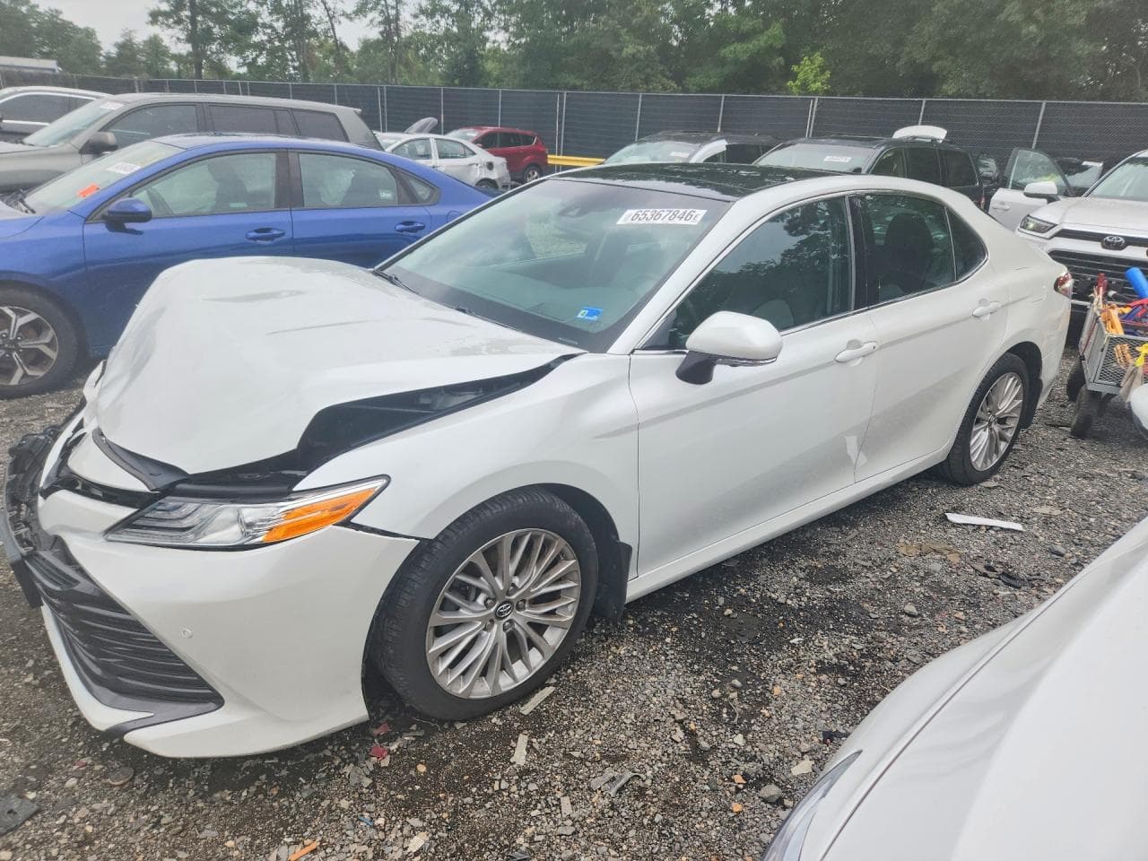 TOYOTA CAMRY