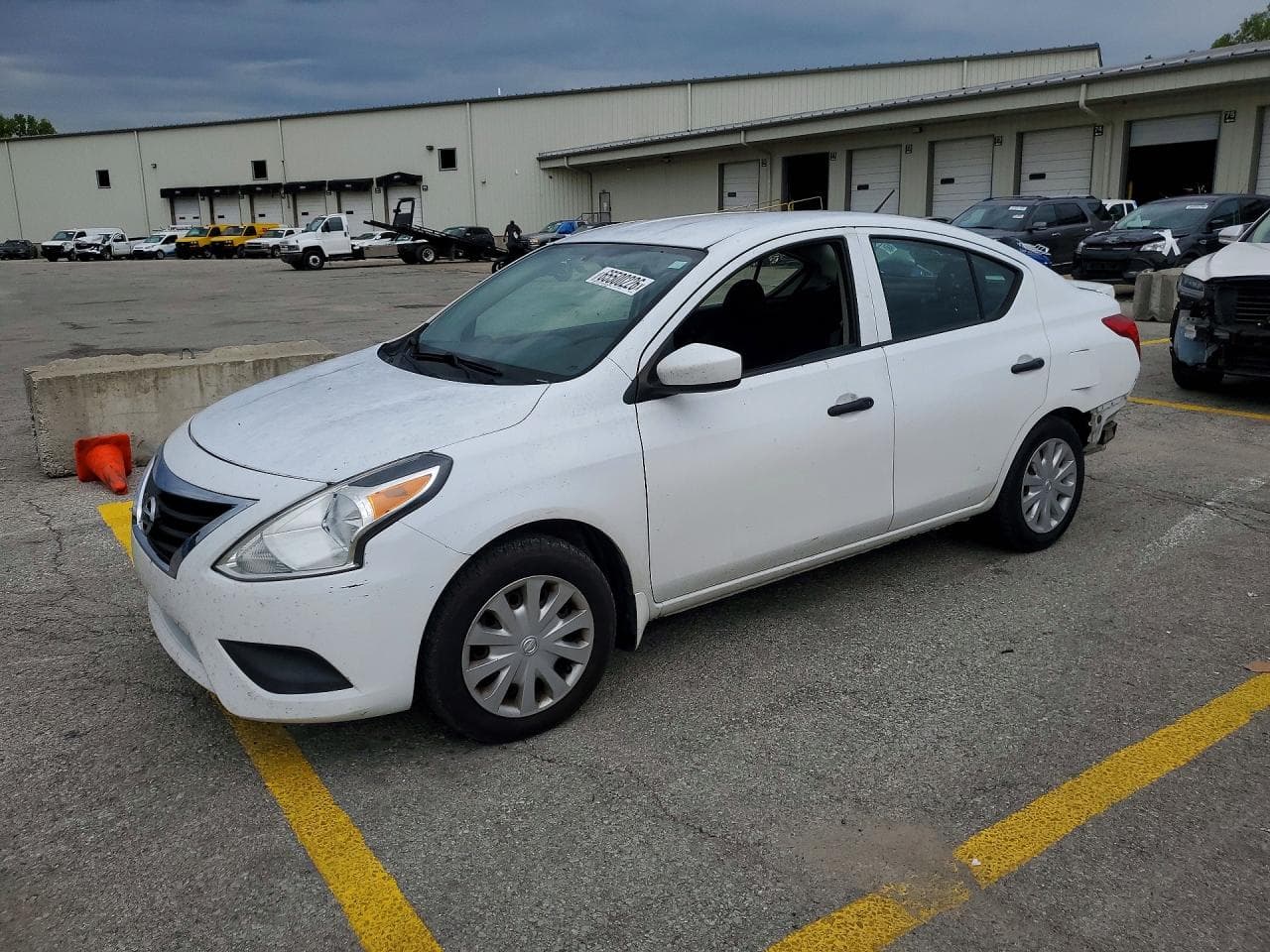 NISSAN VERSA