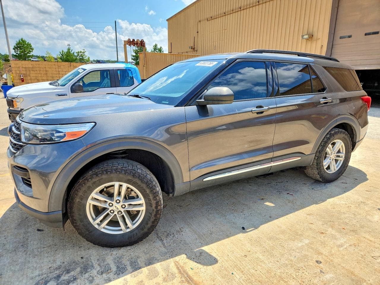 FORD EXPLORER