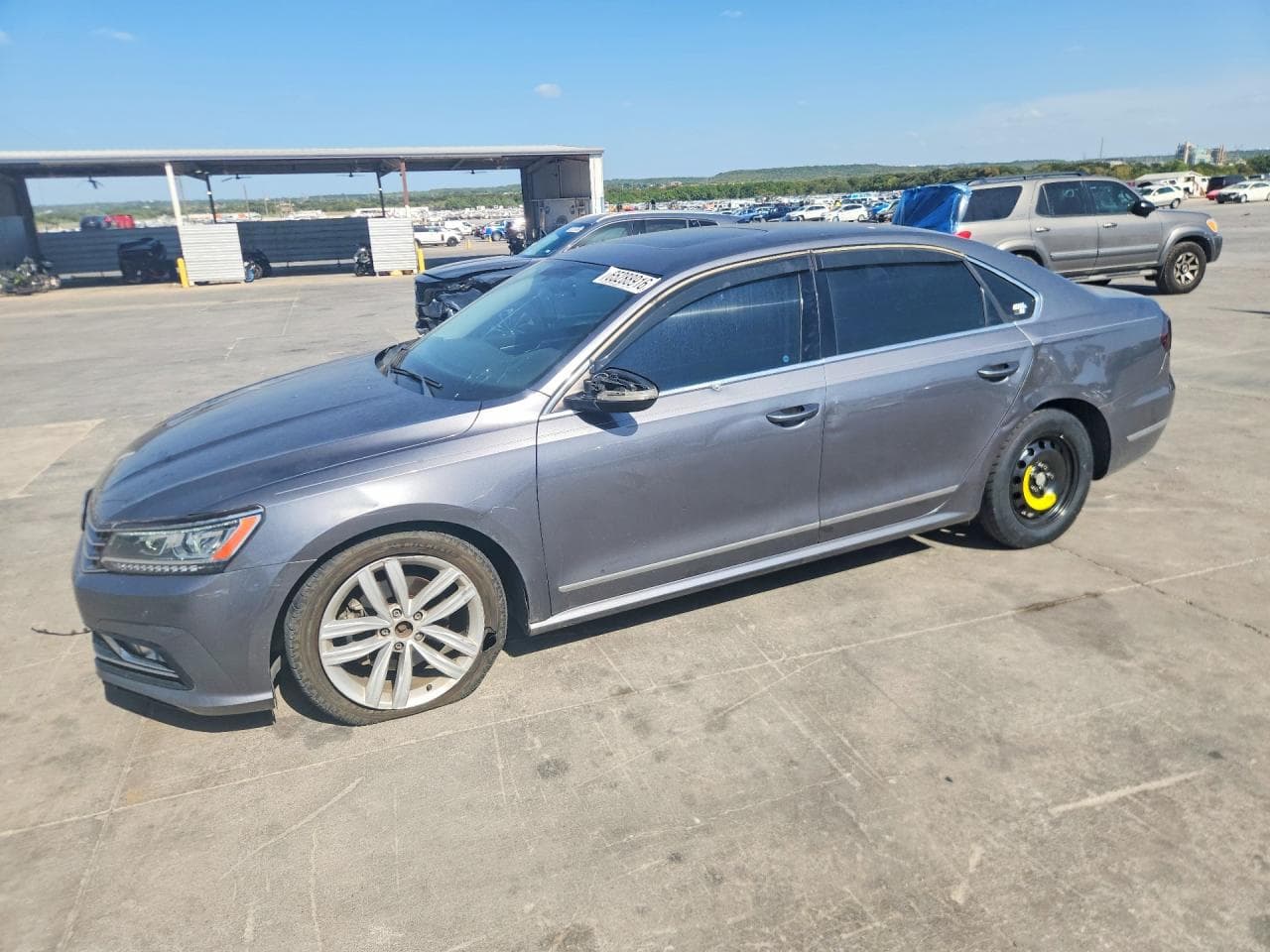 VOLKSWAGEN PASSAT