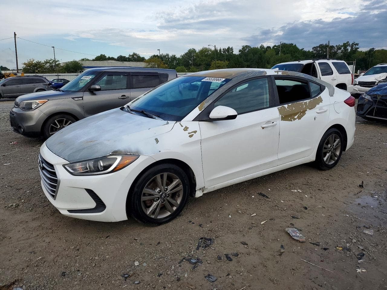 HYUNDAI ELANTRA