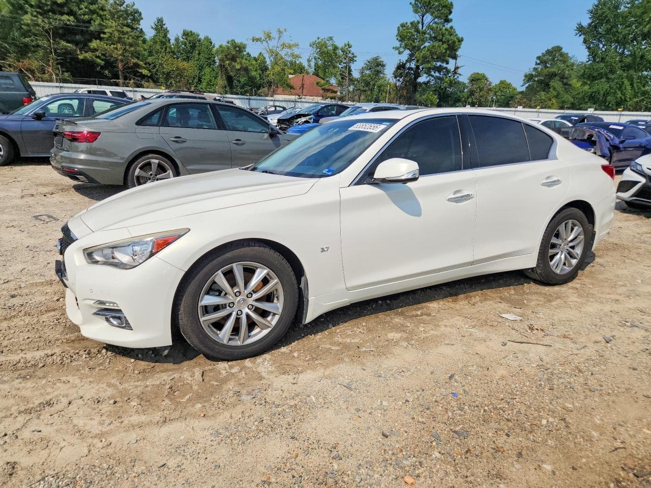 INFINITI Q50