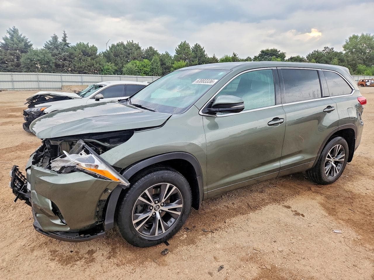 TOYOTA HIGHLANDER