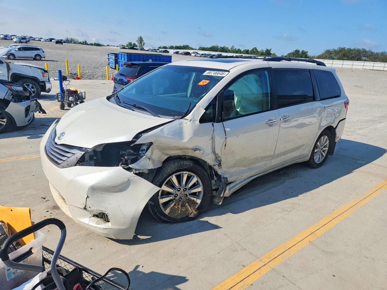 TOYOTA SIENNA