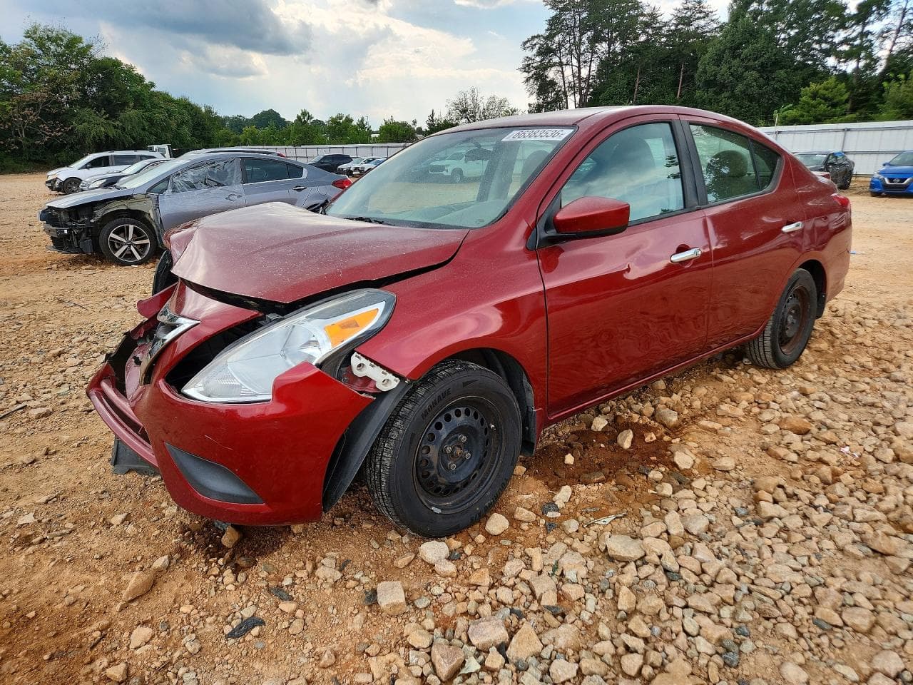 NISSAN VERSA