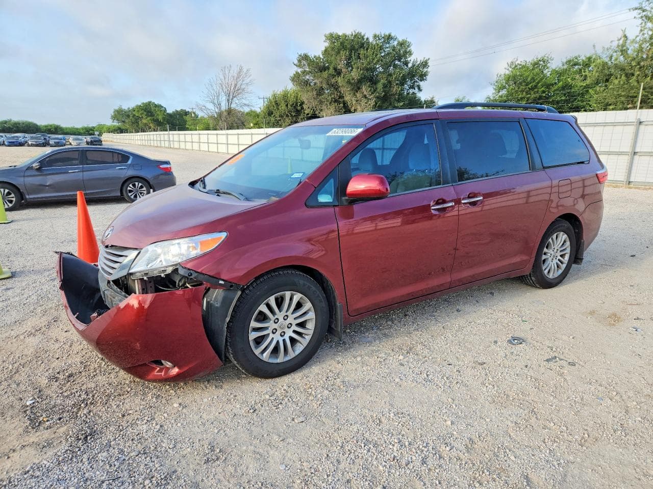 TOYOTA SIENNA
