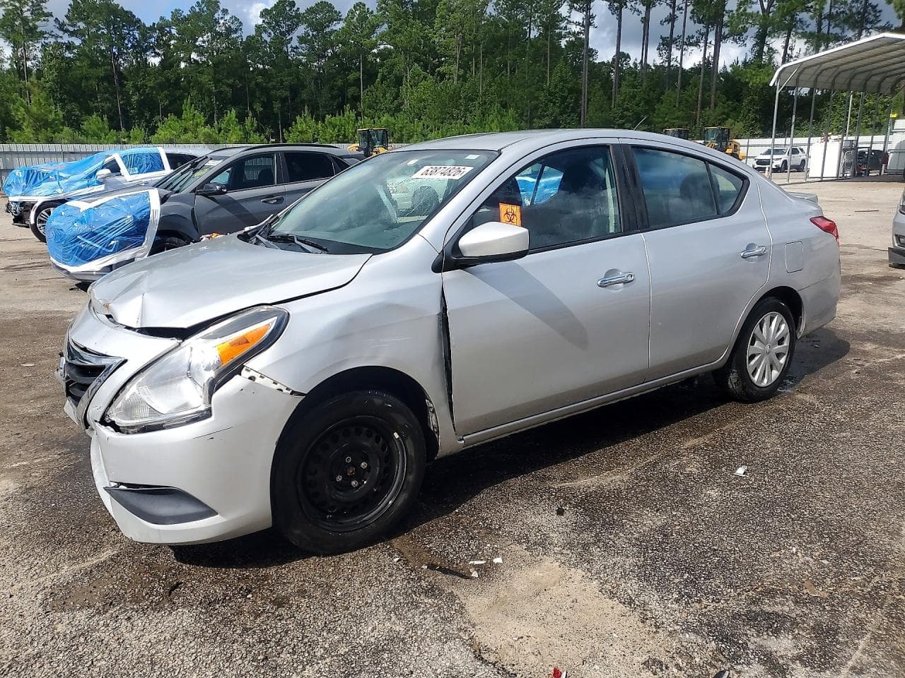 NISSAN VERSA
