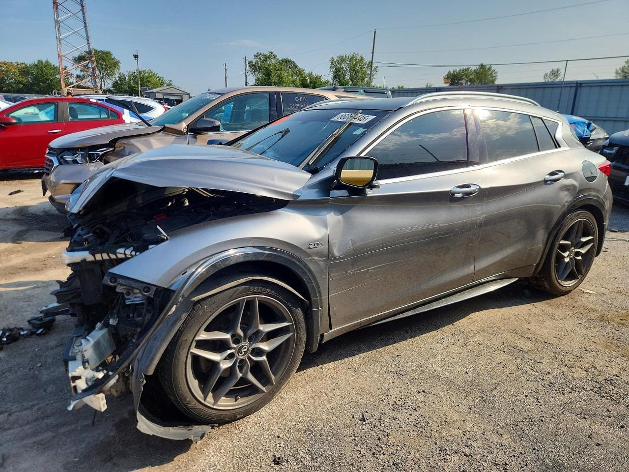 INFINITI QX30