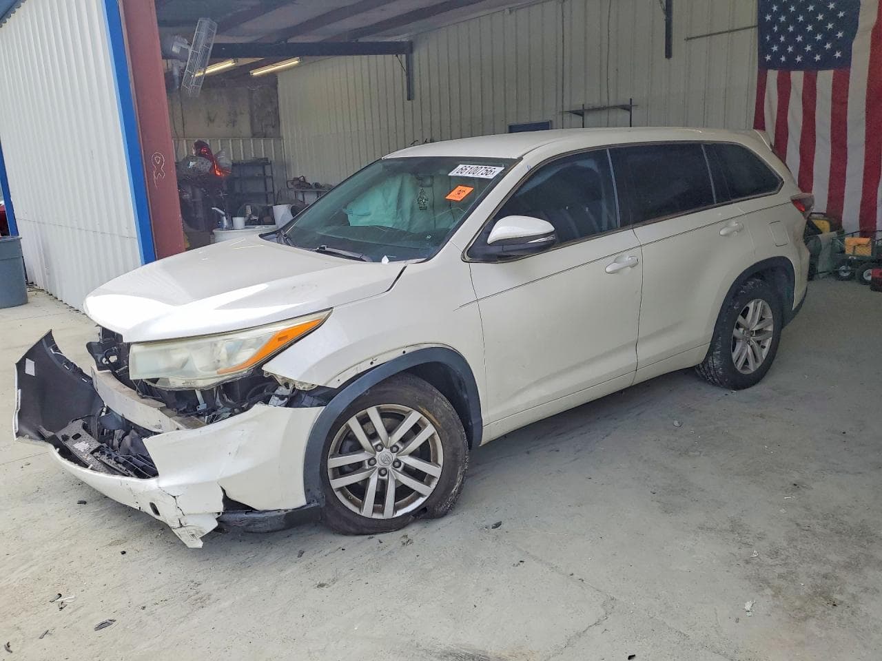 TOYOTA HIGHLANDER