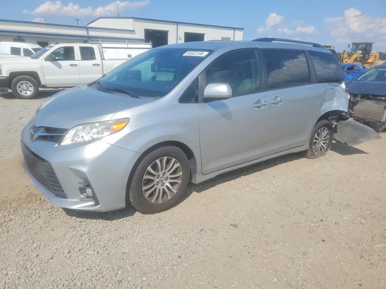 TOYOTA SIENNA