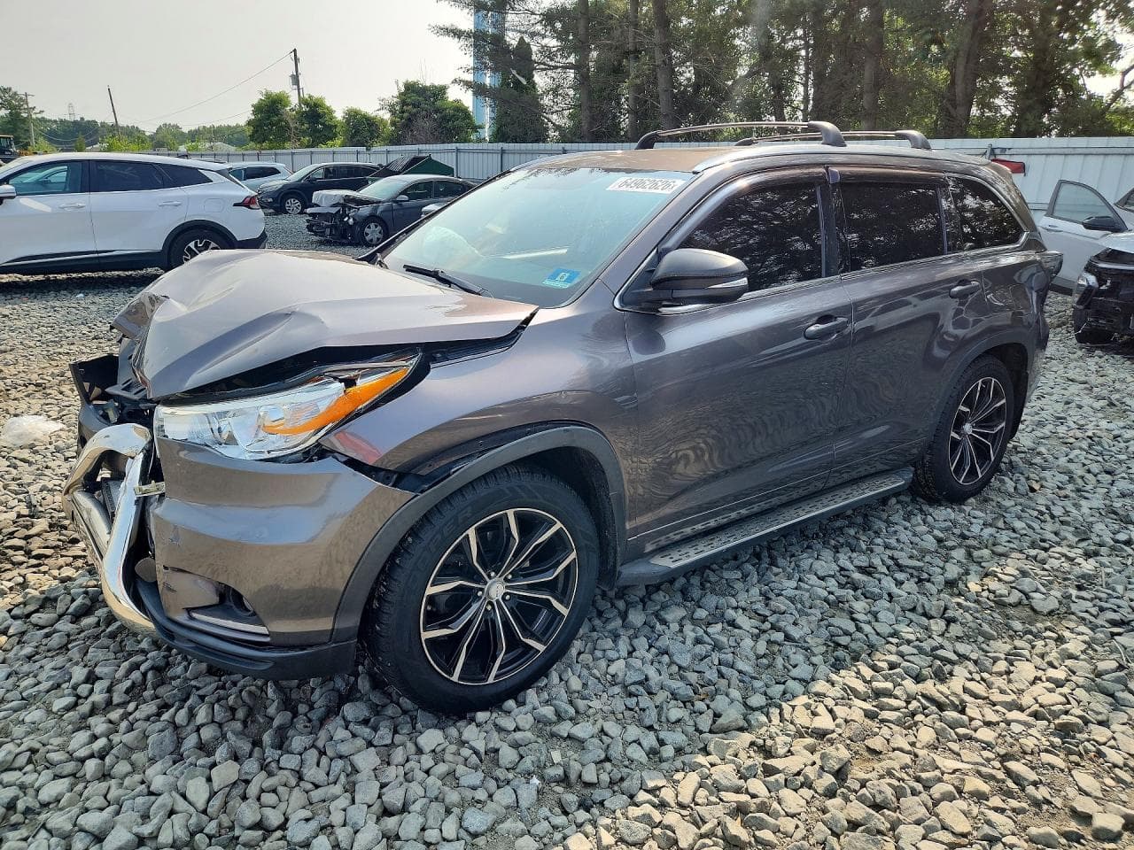 TOYOTA HIGHLANDER