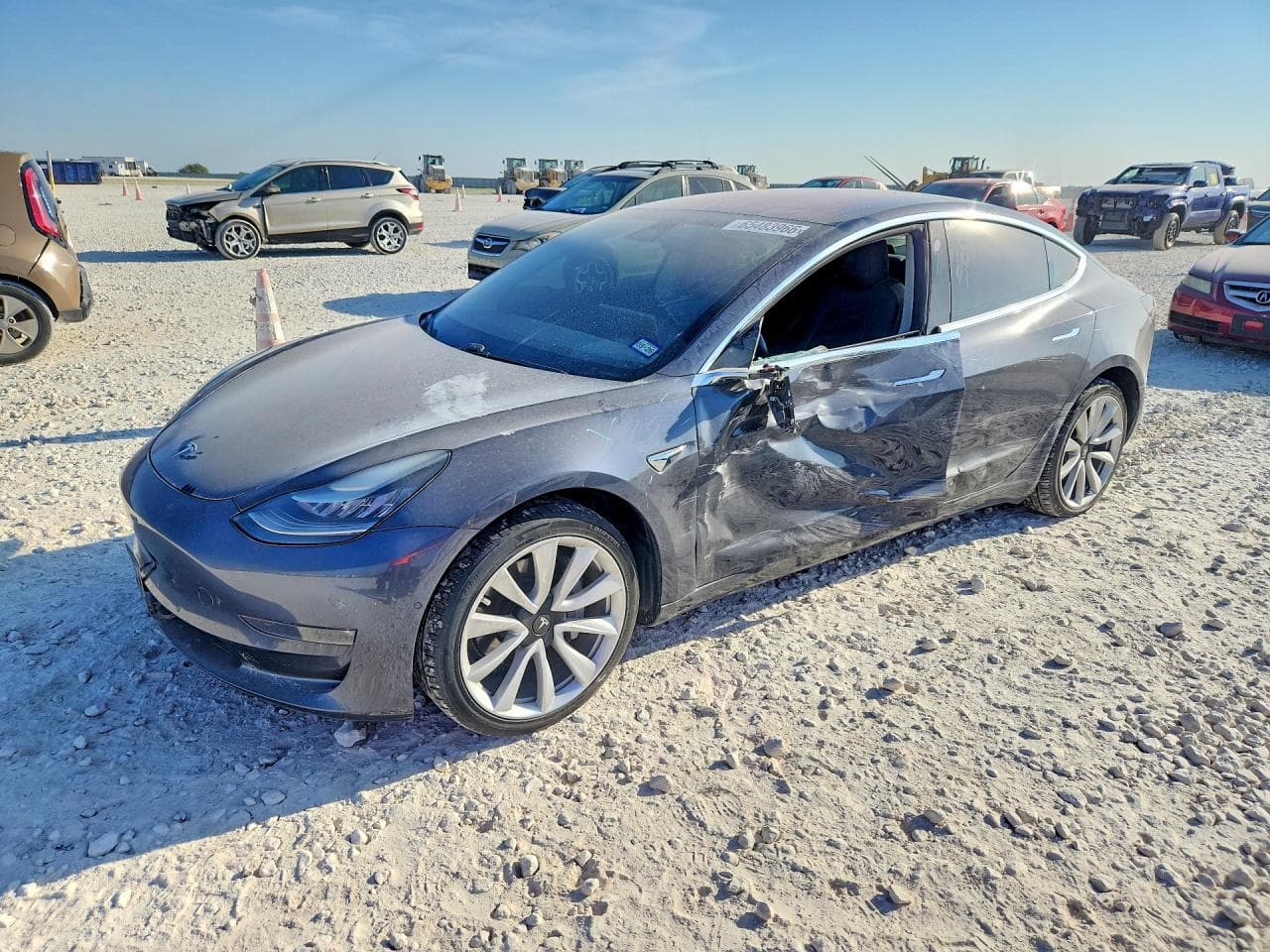 TESLA MODEL 3