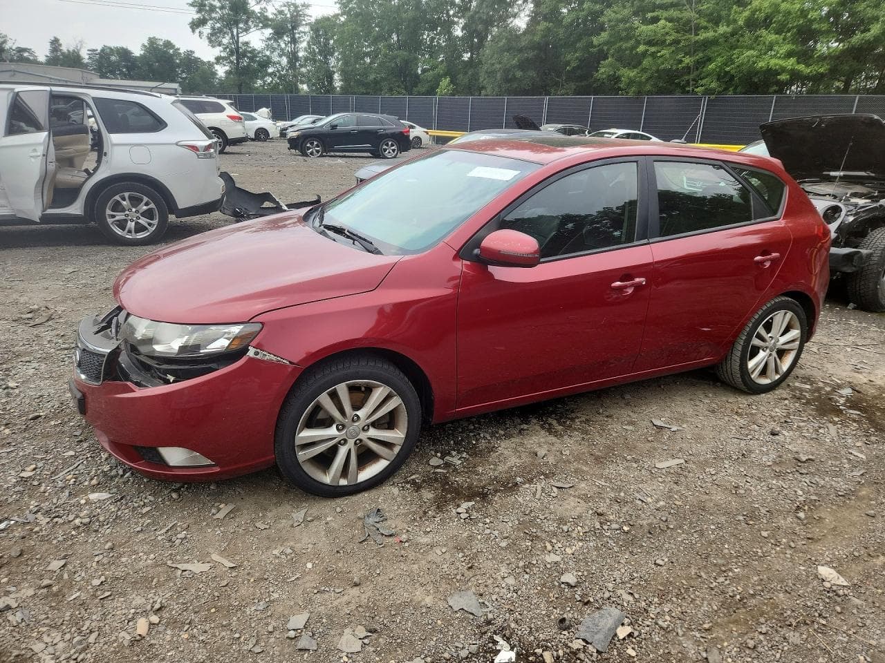 2011 KIA FORTE5 SX