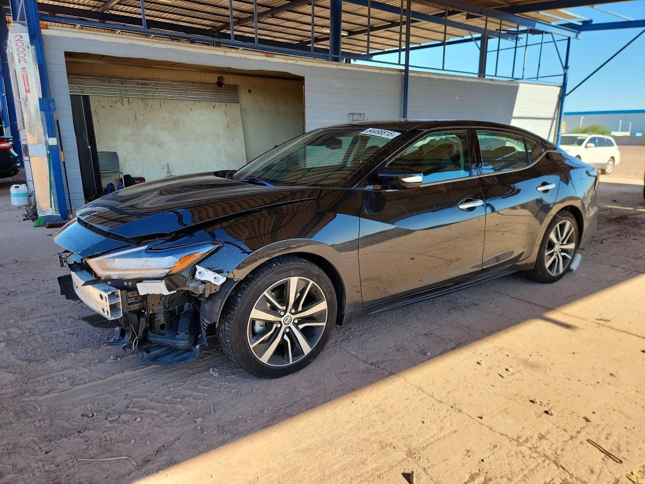 NISSAN MAXIMA