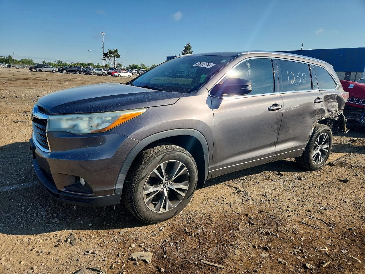 TOYOTA HIGHLANDER