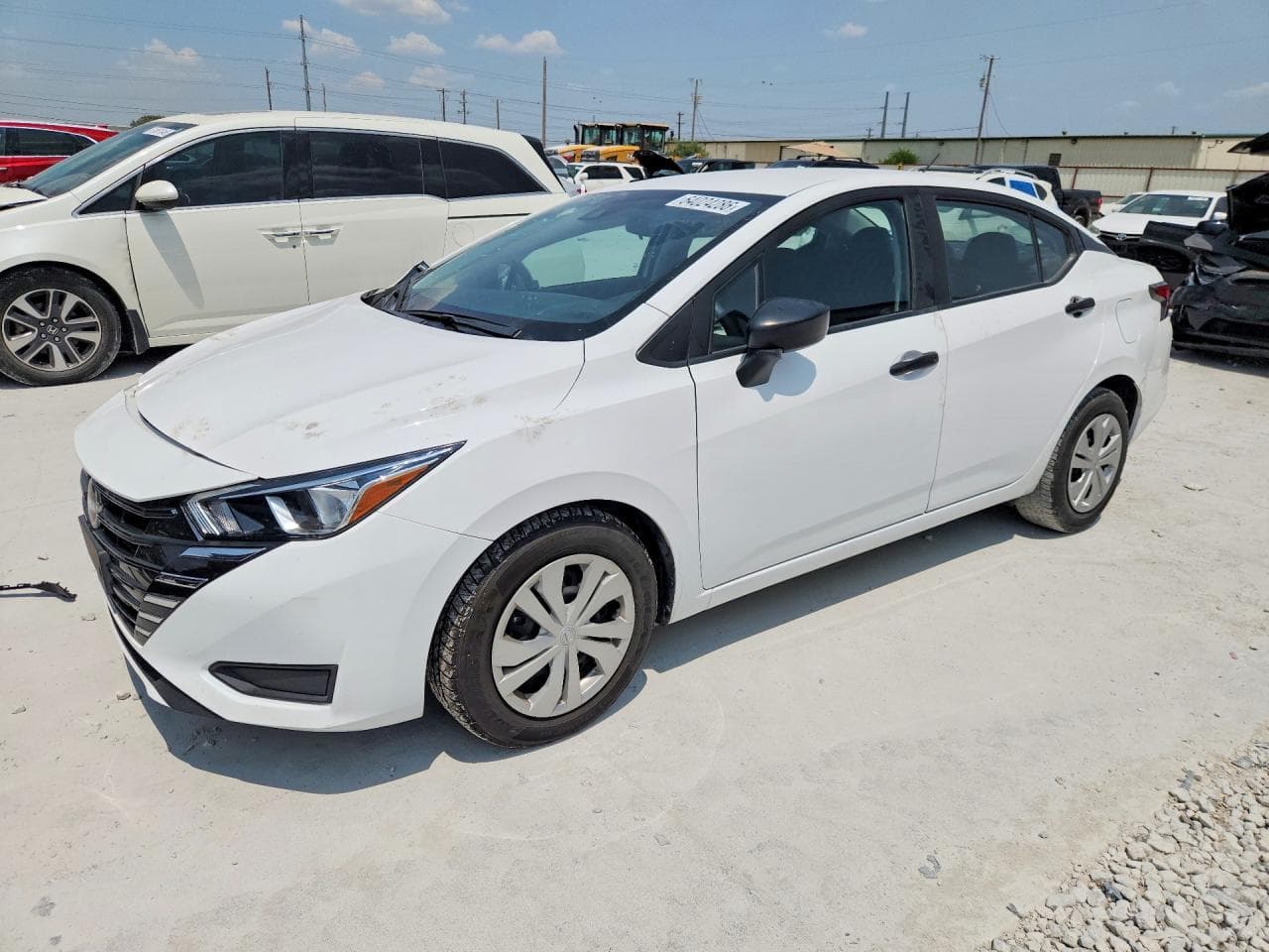 NISSAN VERSA