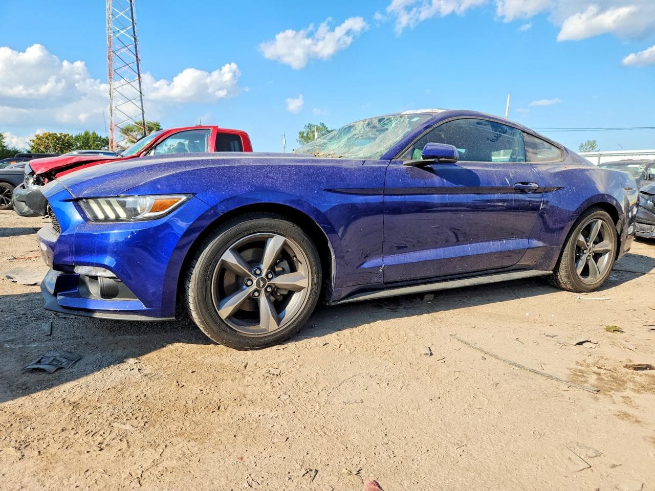 FORD MUSTANG