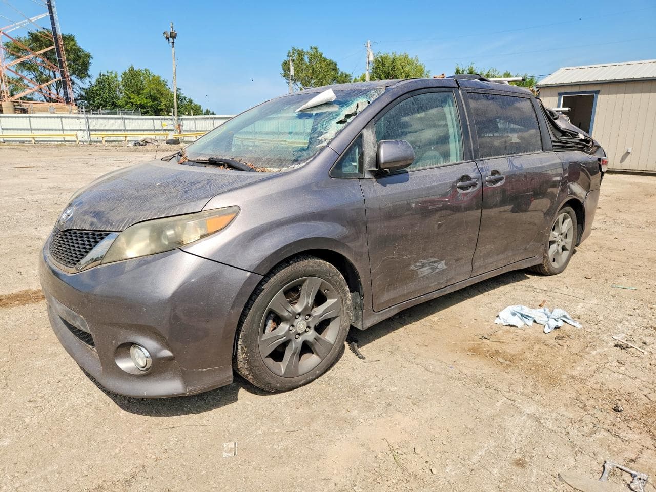 TOYOTA SIENNA