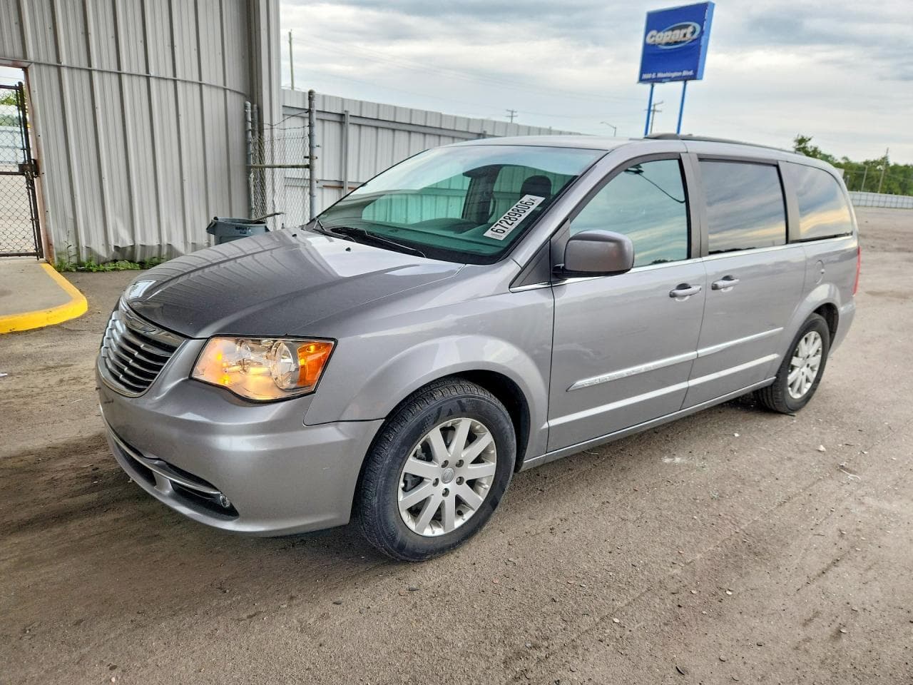 CHRYSLER MINIVAN