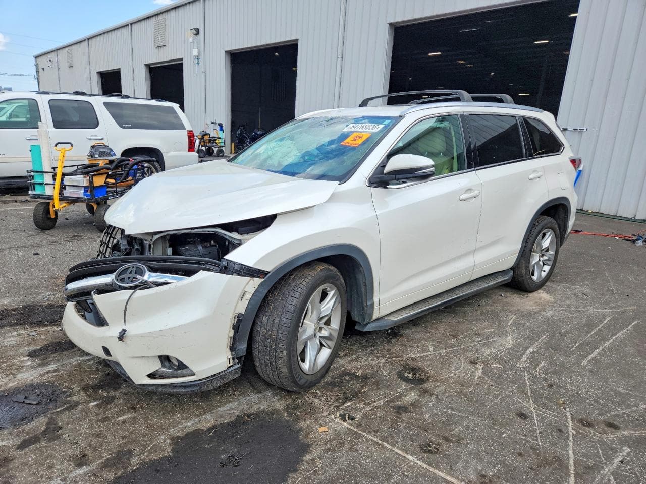 TOYOTA HIGHLANDER