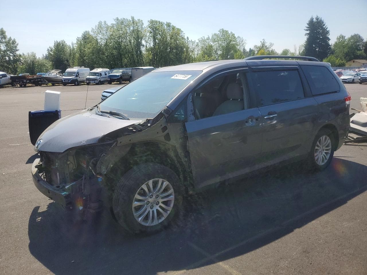 TOYOTA SIENNA