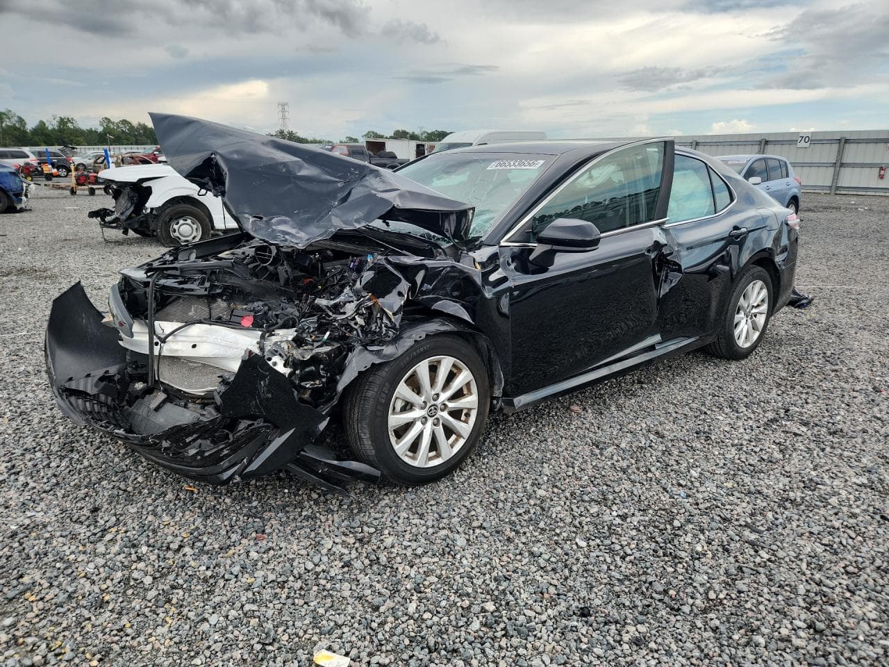 TOYOTA CAMRY