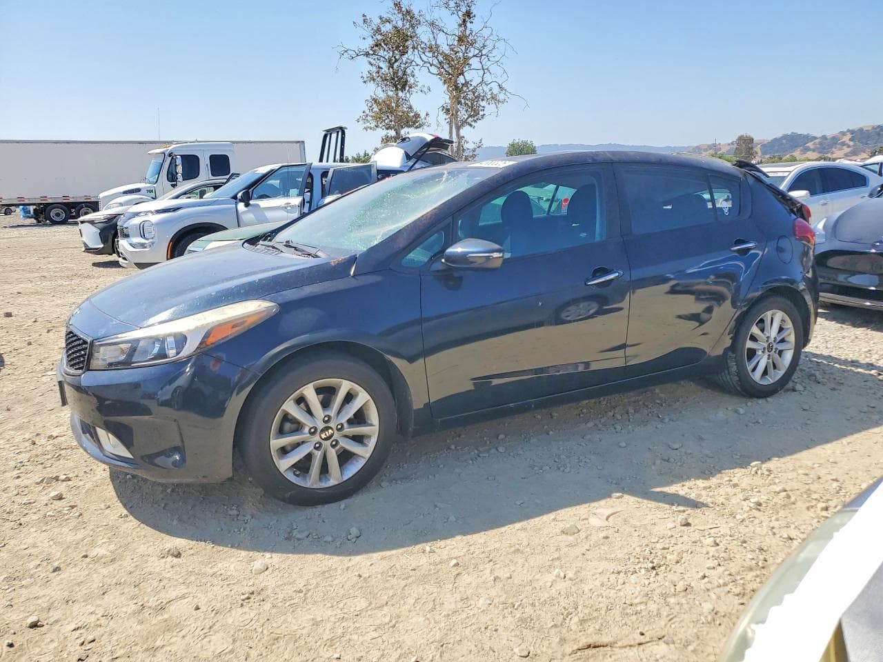 2017 KIA FORTE5 LX