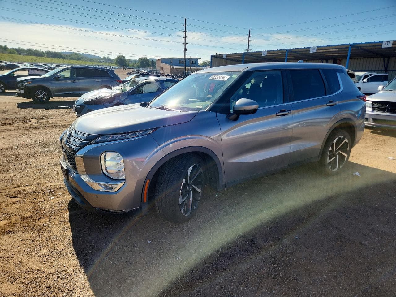 MITSUBISHI OUTLANDER
