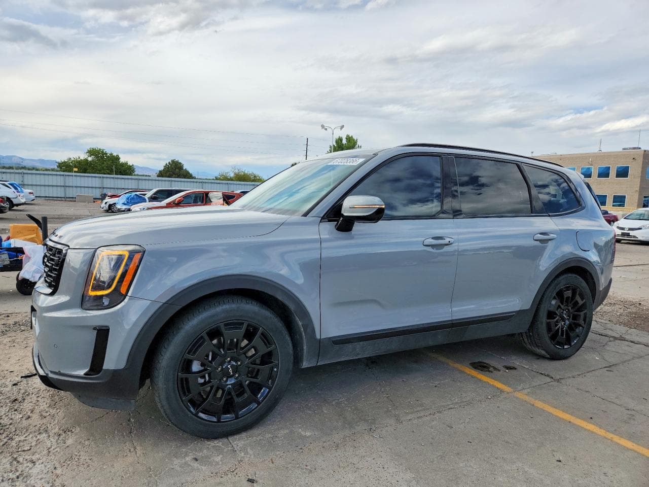 KIA TELLURIDE