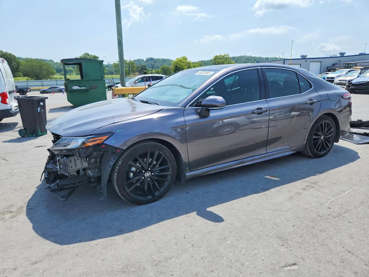 TOYOTA CAMRY