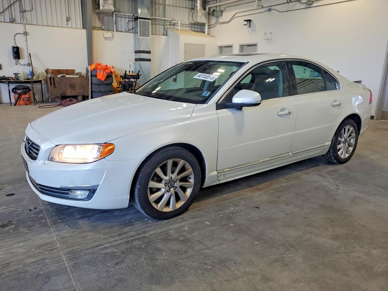 2015 VOLVO S80