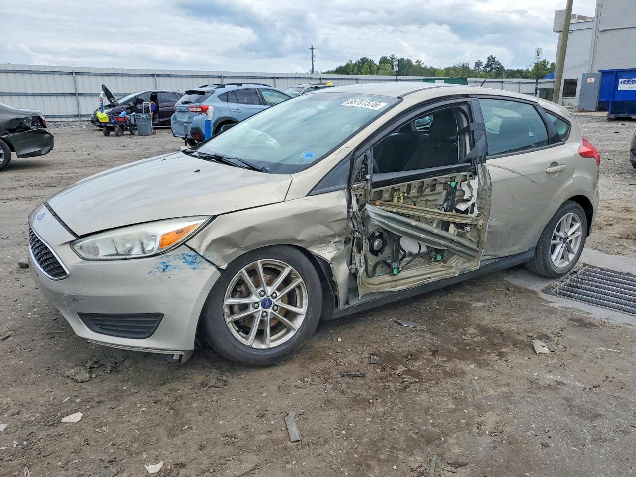 FORD FOCUS