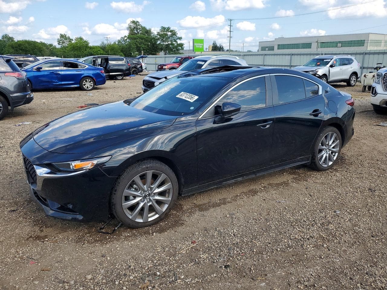 MAZDA 3