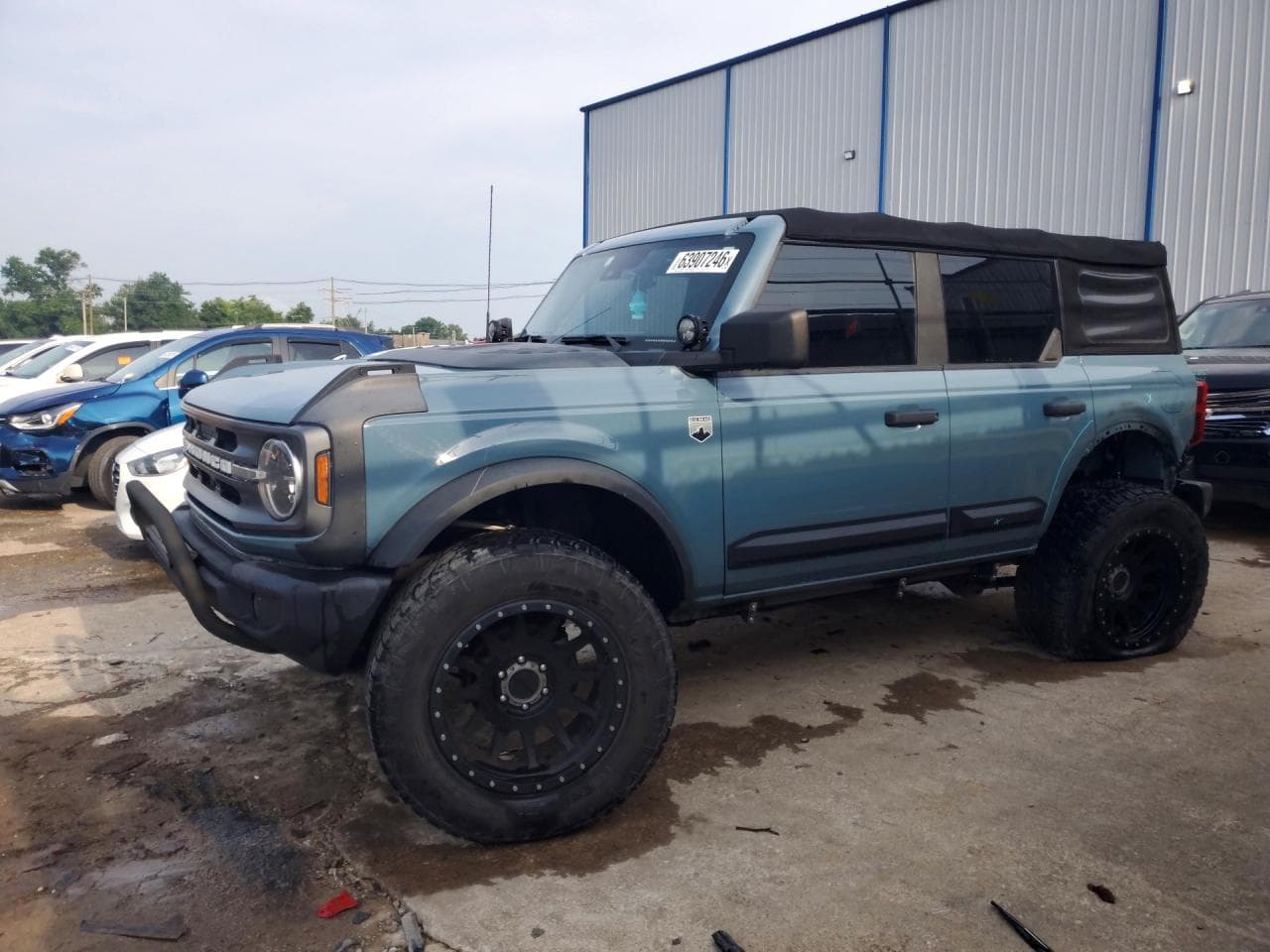 FORD BRONCO