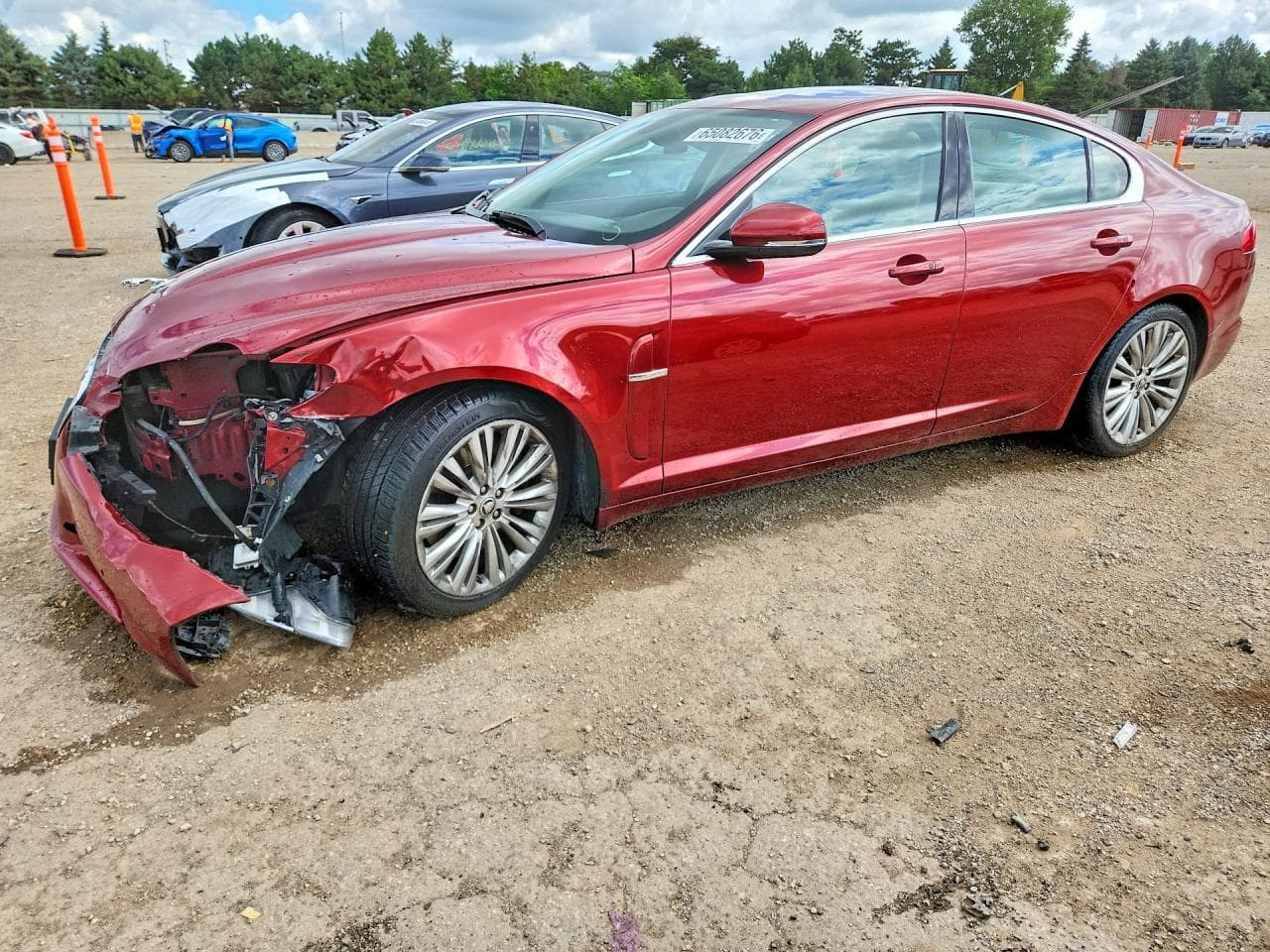 JAGUAR XF